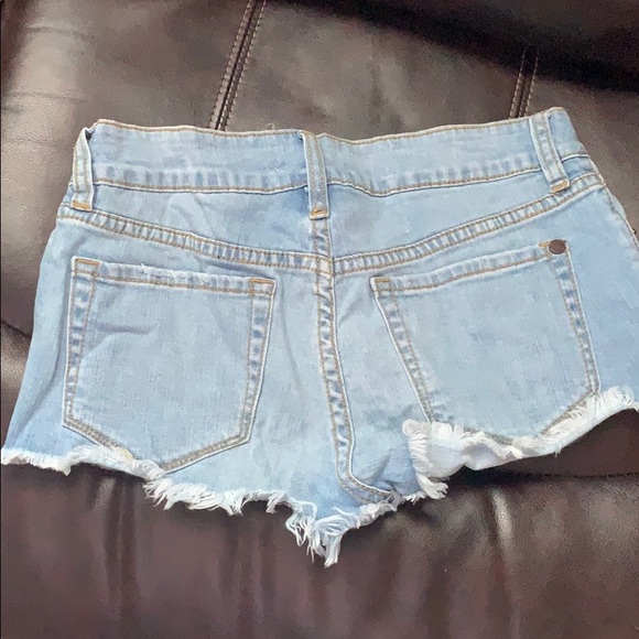 Shorts - Picture 2 of 2